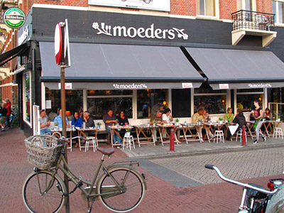 Moeders